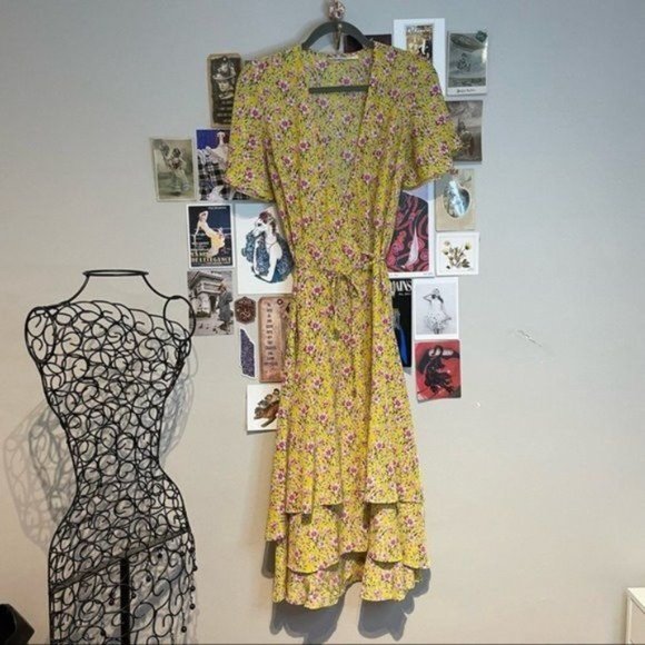 ROBERTA ROLLER RABBIT PINK FLORAL RUFFLE HEM WRAP FLUTTER SLEEVE MIDI DRESS S - Picture 3 of 7